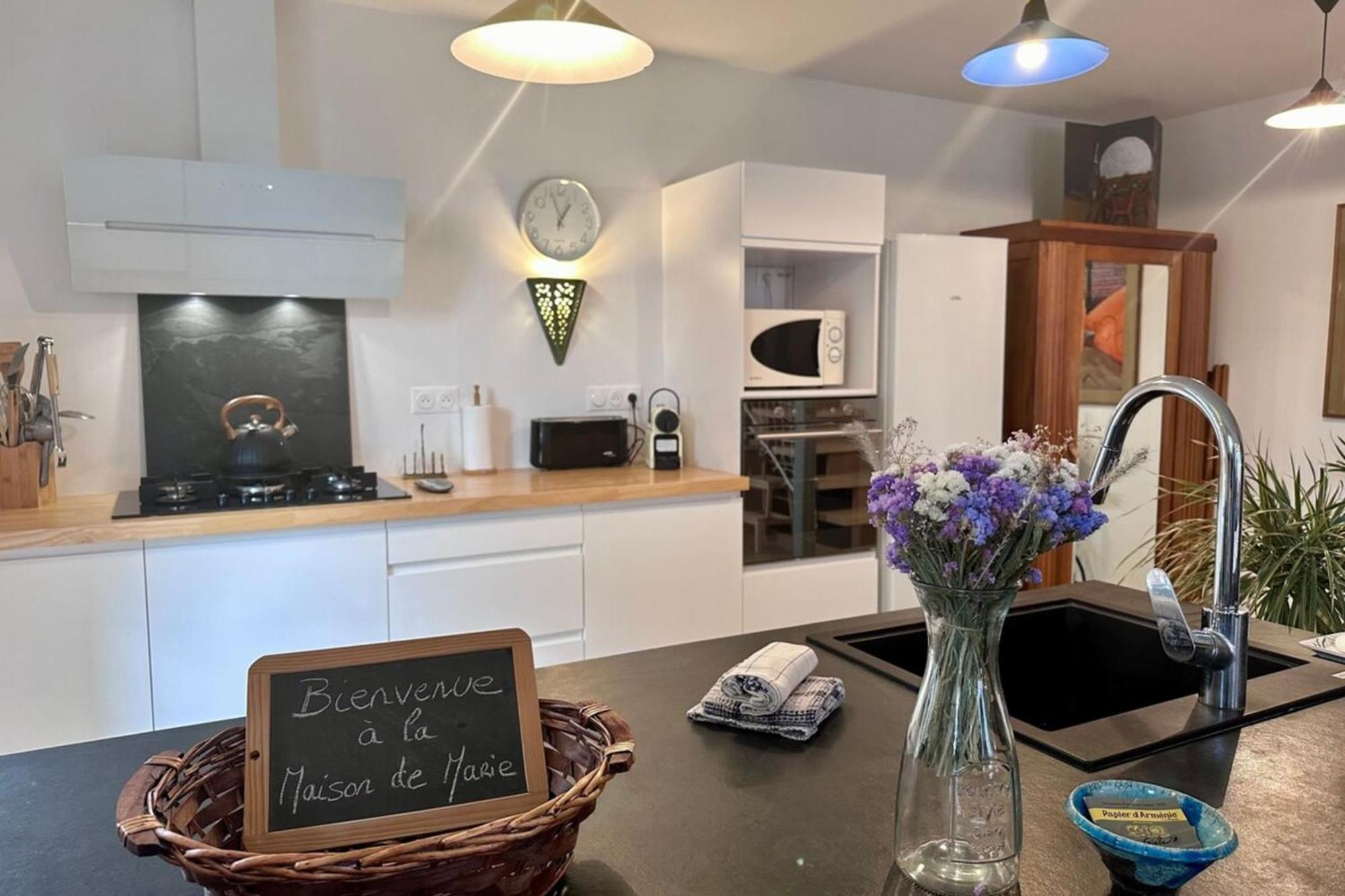 Maison De Marie - T2 Climterrasse - Meyssac Bourg ภายนอก รูปภาพ